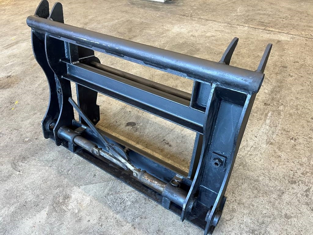 Adapter Manitou till Volvo Stora Bm - Attachment for Construction machinery: picture 1 Adapter Manitou till Volvo Stora Bm - Attachment for Construction machinery: picture 1