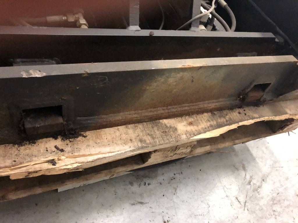 CAT 966 Quickhitch Quickcoupler - Quick coupler for Construction machinery: picture 5 CAT 966 Quickhitch Quickcoupler - Quick coupler for Construction machinery: picture 5