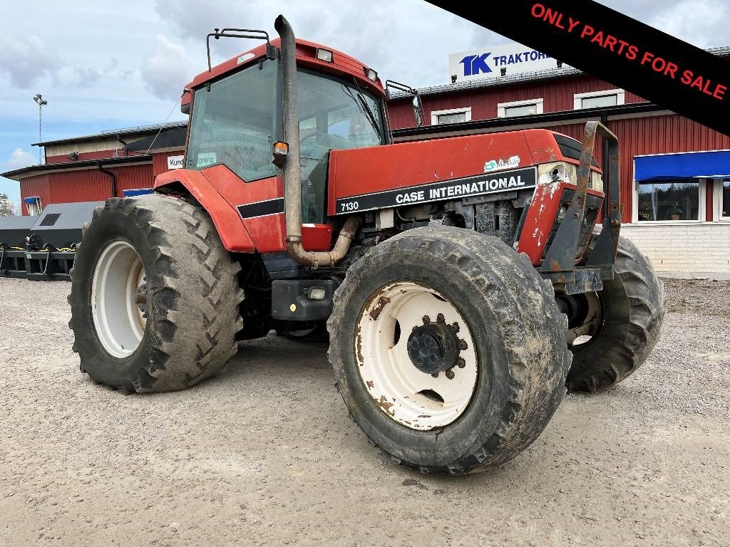 Case IH 7110 Magnum Dismantled: only spare parts - Farm tractor: picture 1 Case IH 7110 Magnum Dismantled: only spare parts - Farm tractor: picture 1