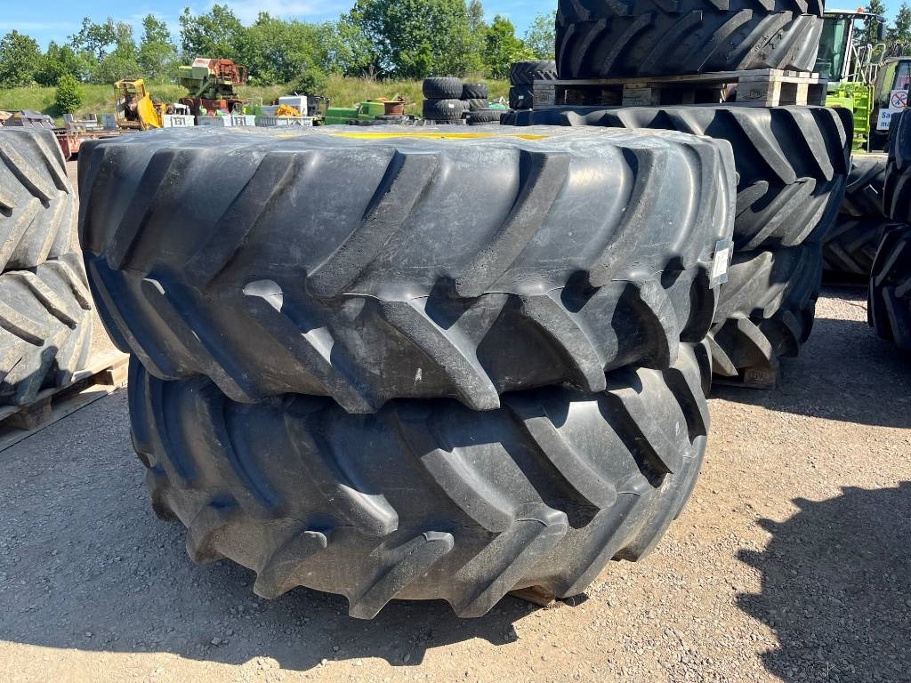 Firestone 520/85R38 till JD 6620 - Tire for Agricultural machinery: picture 1 Firestone 520/85R38 till JD 6620 - Tire for Agricultural machinery: picture 1