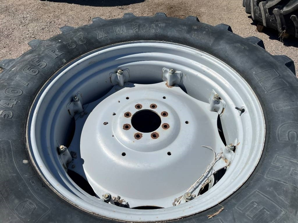 Michelin 540/65R38 till Massey Ferguson 6255  - Tire for Agricultural machinery: picture 3 Michelin 540/65R38 till Massey Ferguson 6255  - Tire for Agricultural machinery: picture 3