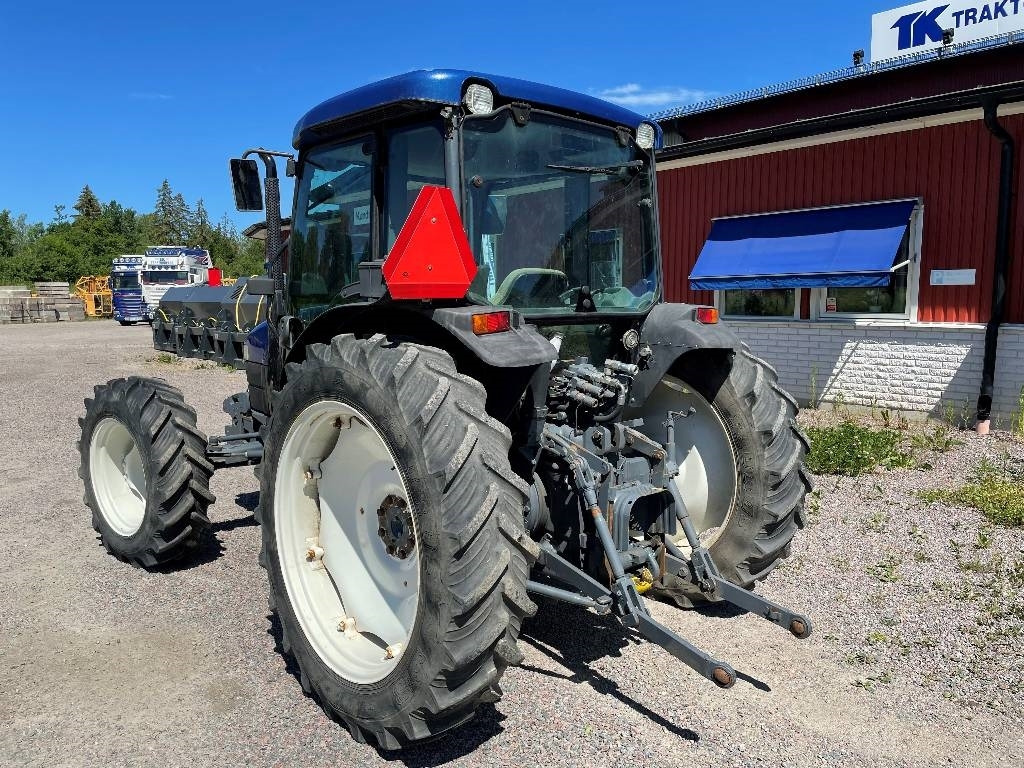 New Holland TN 75 S Dismantled: only spare parts - Farm tractor: picture 2 New Holland TN 75 S Dismantled: only spare parts - Farm tractor: picture 2