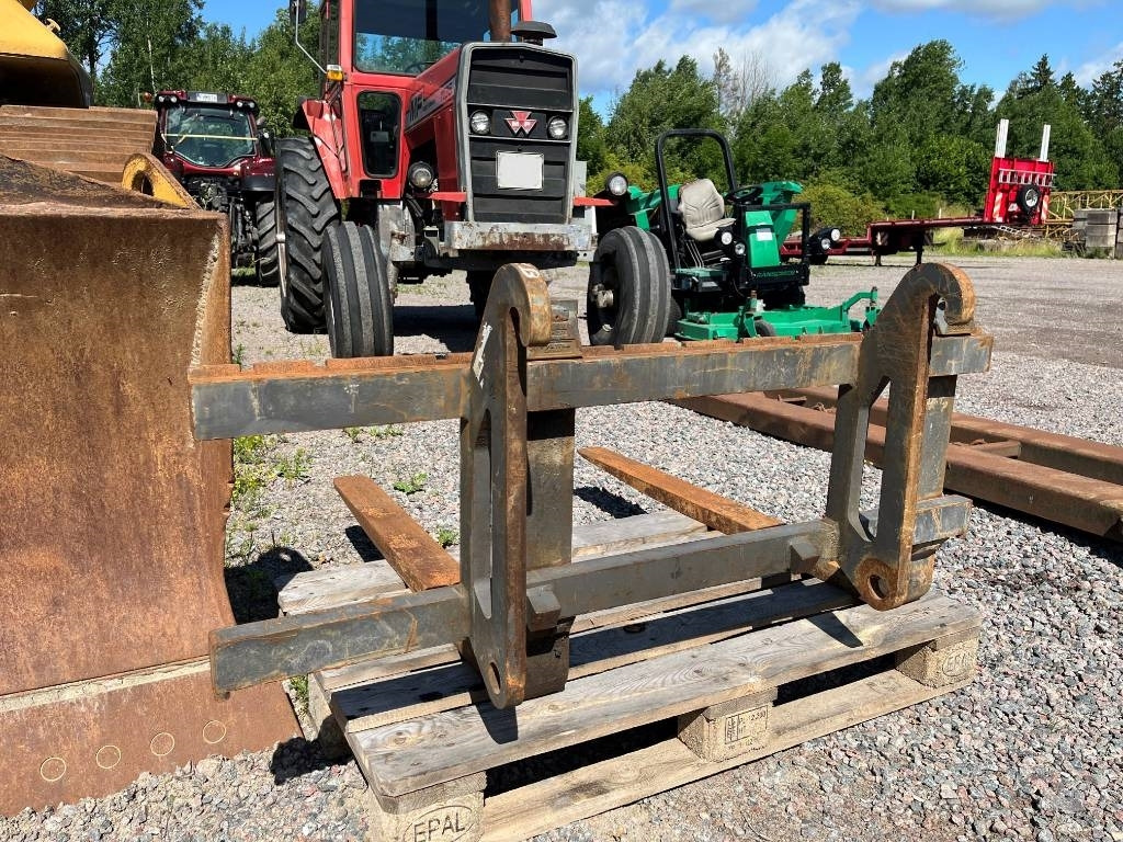 Pallgafflar Gaffelställ Volvo L25 L20 - Forks for Construction machinery: picture 5 Pallgafflar Gaffelställ Volvo L25 L20 - Forks for Construction machinery: picture 5