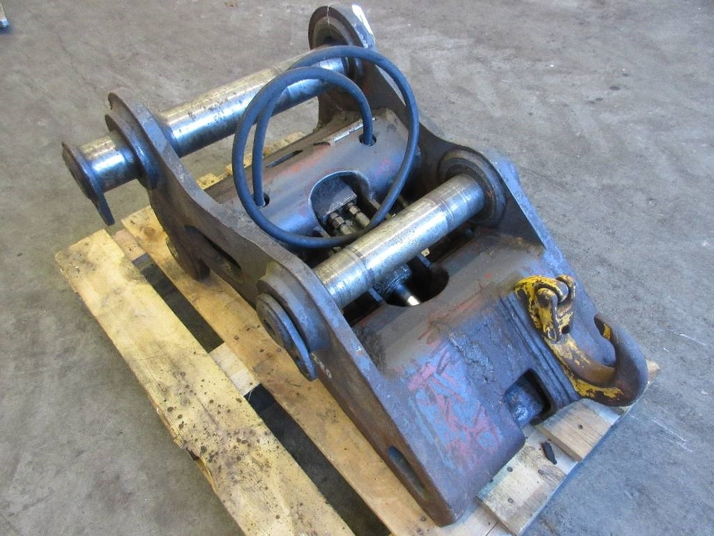 Redskapsfäste Snabbfäste Volvo - Quick coupler for Construction machinery: picture 1 Redskapsfäste Snabbfäste Volvo - Quick coupler for Construction machinery: picture 1