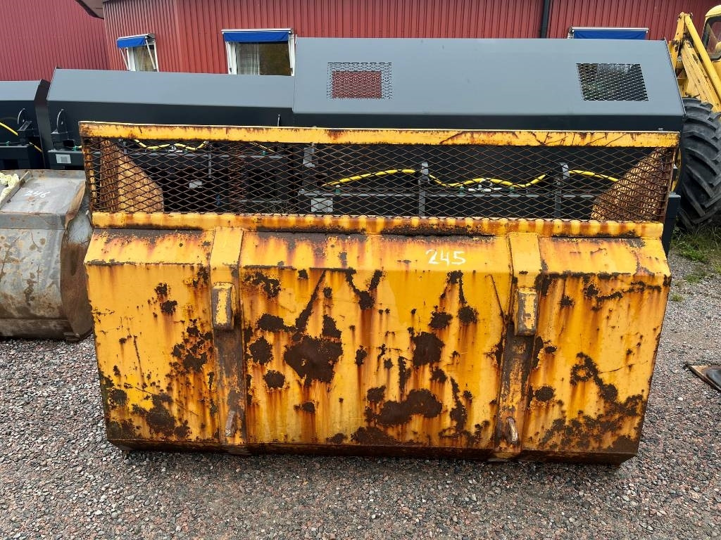 Snöskopa / Lättmatrialskopa Lilla Bm fästet - Bucket for Construction machinery: picture 4 Snöskopa / Lättmatrialskopa Lilla Bm fästet - Bucket for Construction machinery: picture 4