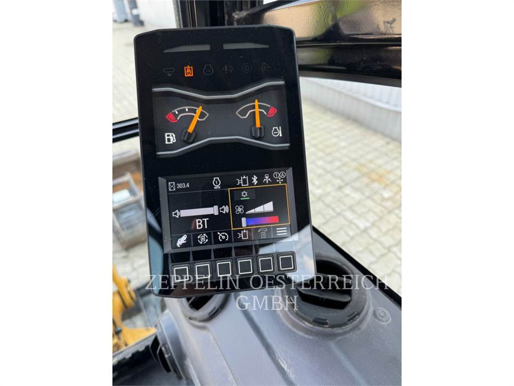 CAT 302-05CR - Mini excavator: picture 5 CAT 302-05CR - Mini excavator: picture 5