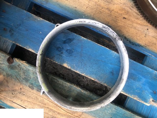 Deutz f4l1011 - Obudowa - Engine and parts for Agricultural machinery: picture 1 Deutz f4l1011 - Obudowa - Engine and parts for Agricultural machinery: picture 1