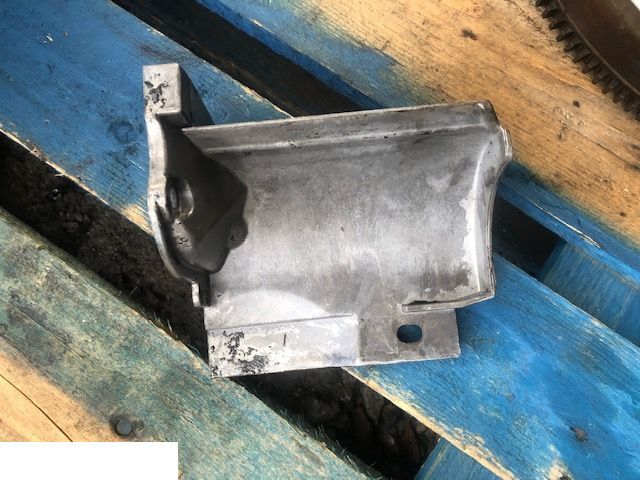 Deutz f4l1011 - Obudowa - Engine and parts for Agricultural machinery: picture 4 Deutz f4l1011 - Obudowa - Engine and parts for Agricultural machinery: picture 4
