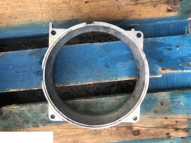 Deutz f4l1011 - Osłona - Engine and parts for Agricultural machinery: picture 1 Deutz f4l1011 - Osłona - Engine and parts for Agricultural machinery: picture 1