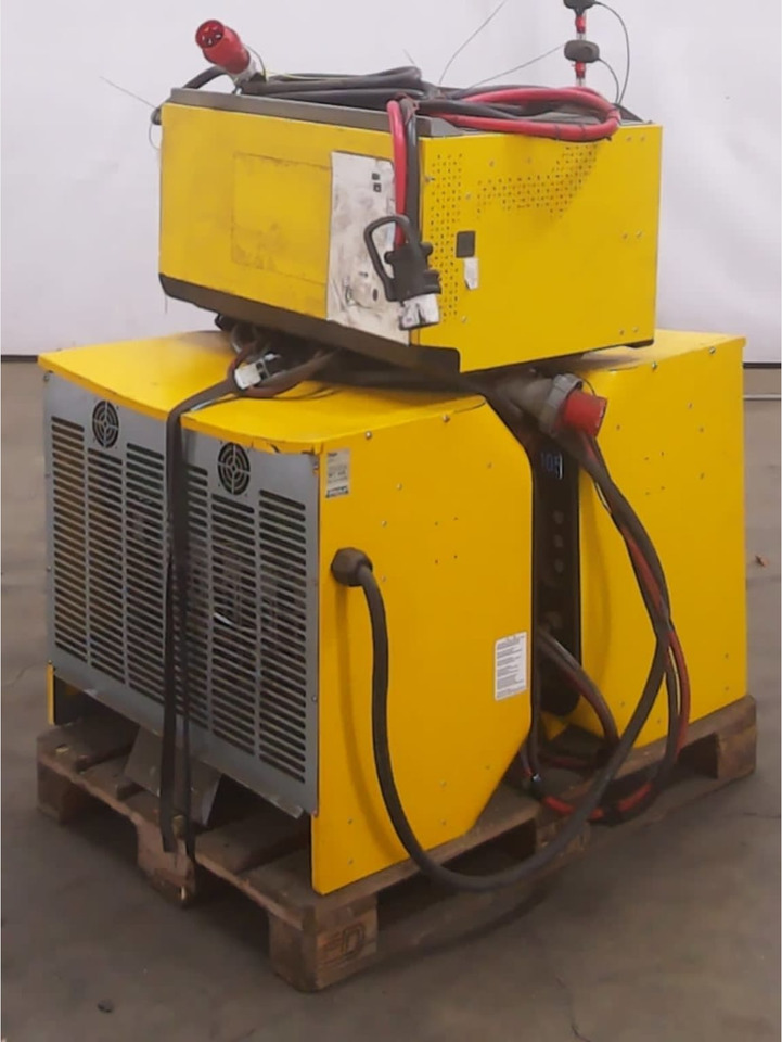 Battery Charger Package - 3 Pcs. - Battery for Material handling equipment: picture 1 Battery Charger Package - 3 Pcs. - Battery for Material handling equipment: picture 1