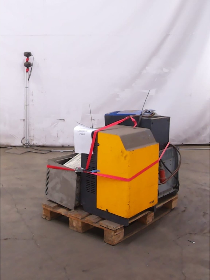 Battery Charger Package 4x Chargers - Electrical system for Material handling equipment: picture 3 Battery Charger Package 4x Chargers - Electrical system for Material handling equipment: picture 3