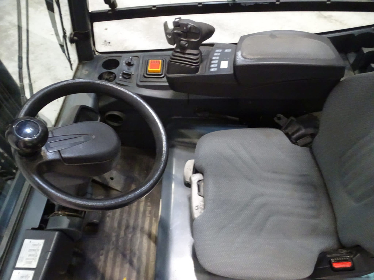 Jungheinrich EFG425K700DZ - Electric forklift: picture 4 Jungheinrich EFG425K700DZ - Electric forklift: picture 4