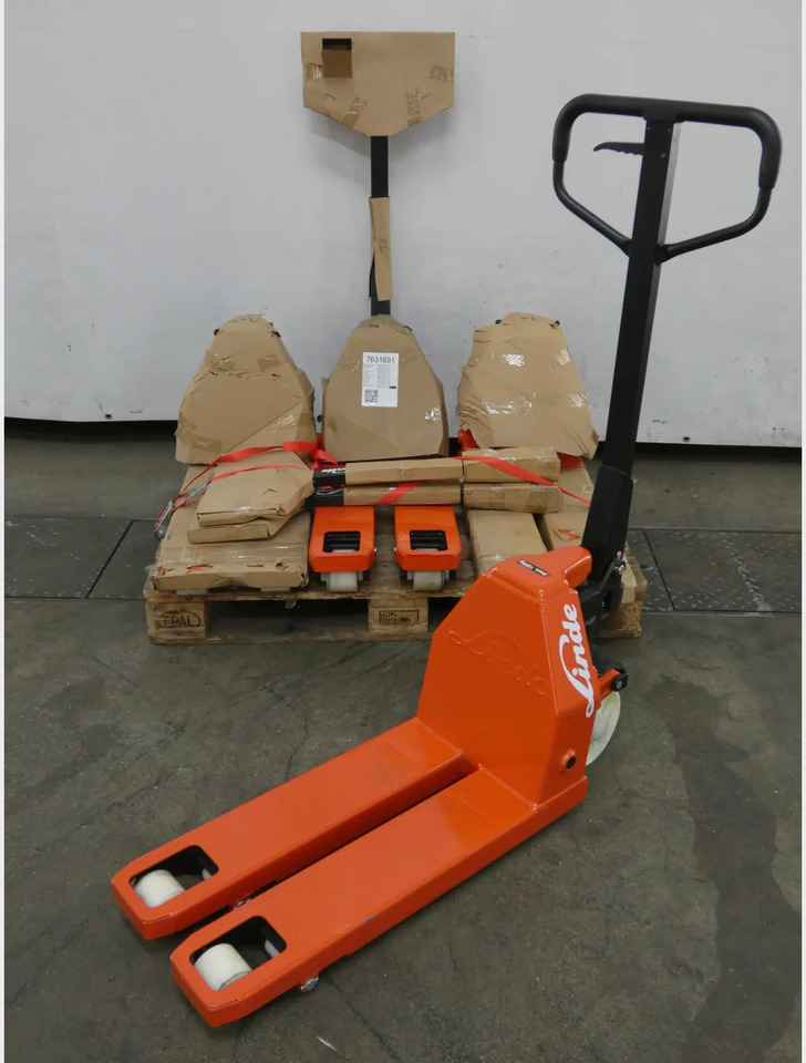 Linde 3x HPTM15Low/350mm - Pallet truck: picture 1 Linde 3x HPTM15Low/350mm - Pallet truck: picture 1
