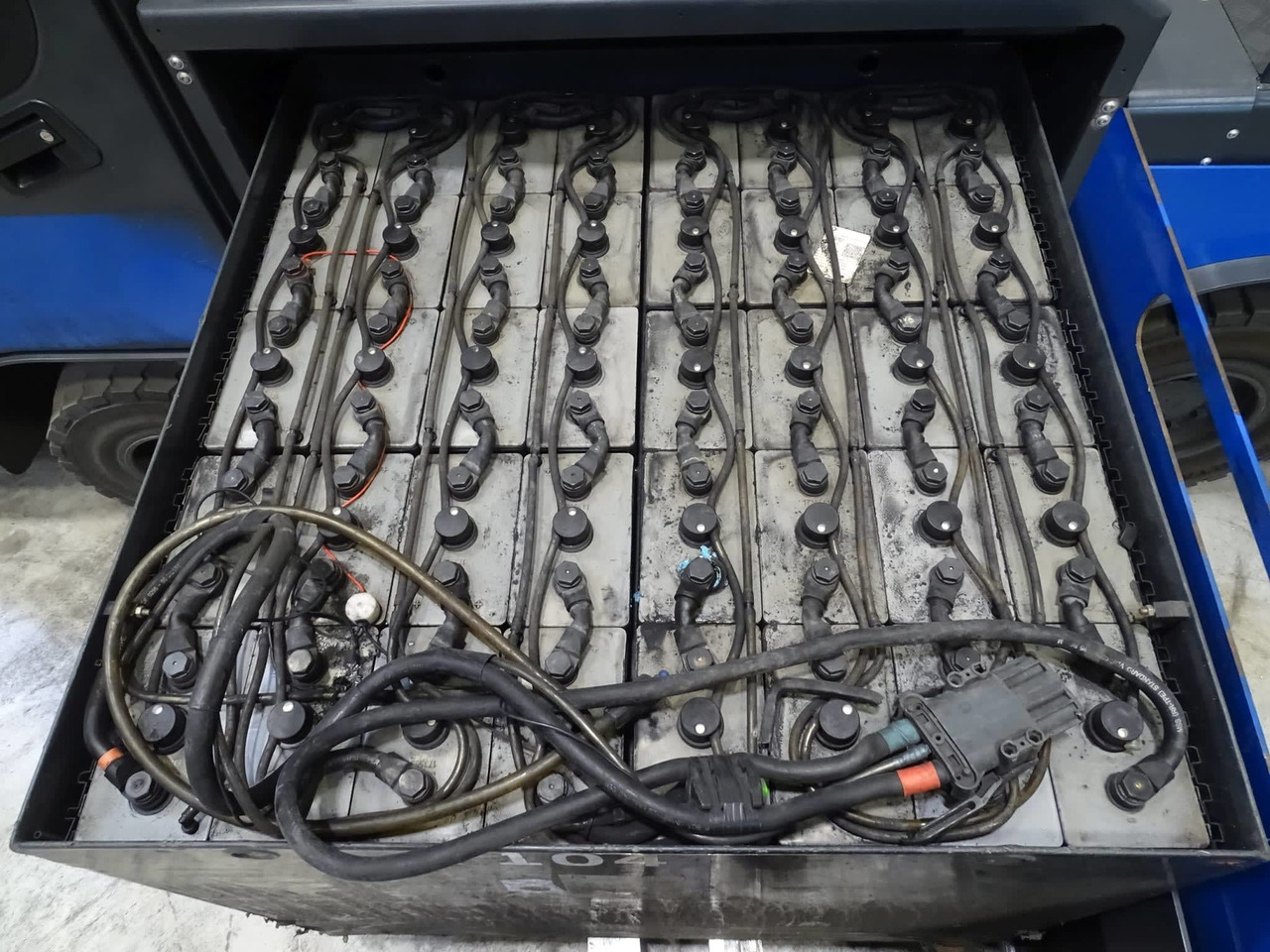 STILL R07-25 - Tow tractor: picture 4 STILL R07-25 - Tow tractor: picture 4