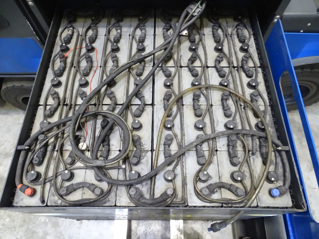 STILL R07-25 - Tow tractor: picture 4 STILL R07-25 - Tow tractor: picture 4