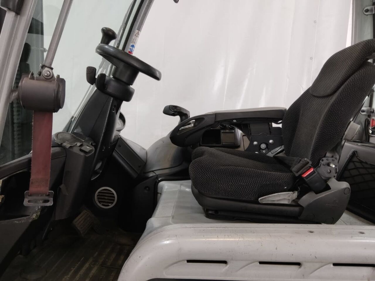 STILL RX60-30 - Electric forklift: picture 3 STILL RX60-30 - Electric forklift: picture 3