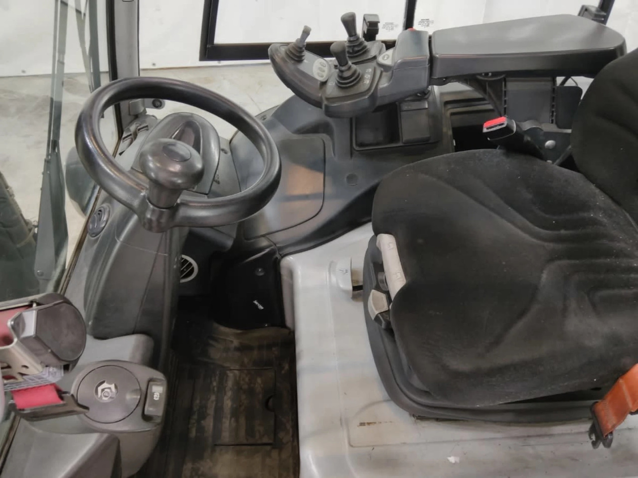 STILL RX60-30 - Electric forklift: picture 3 STILL RX60-30 - Electric forklift: picture 3