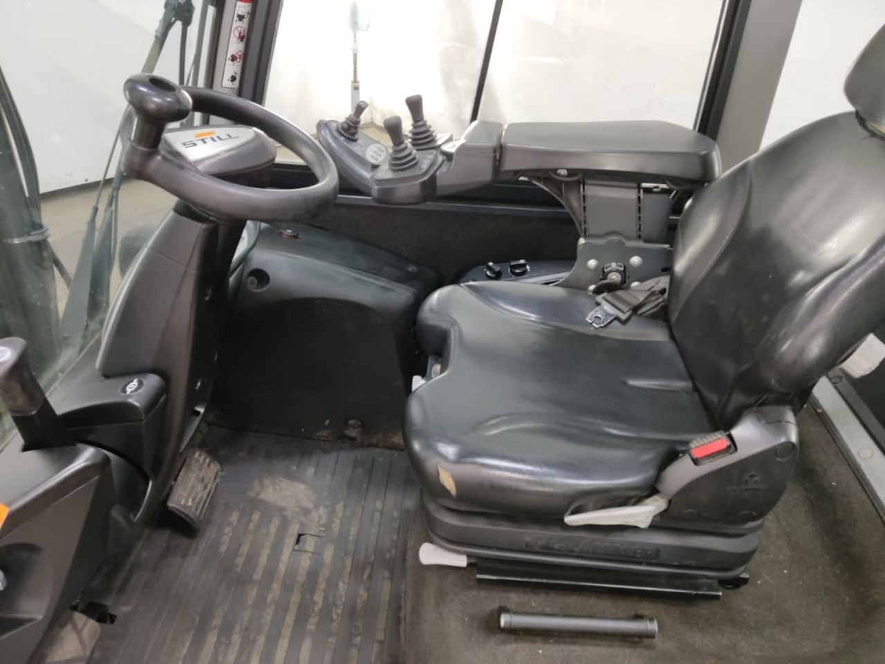 STILL RX70-40 - Diesel forklift: picture 4 STILL RX70-40 - Diesel forklift: picture 4