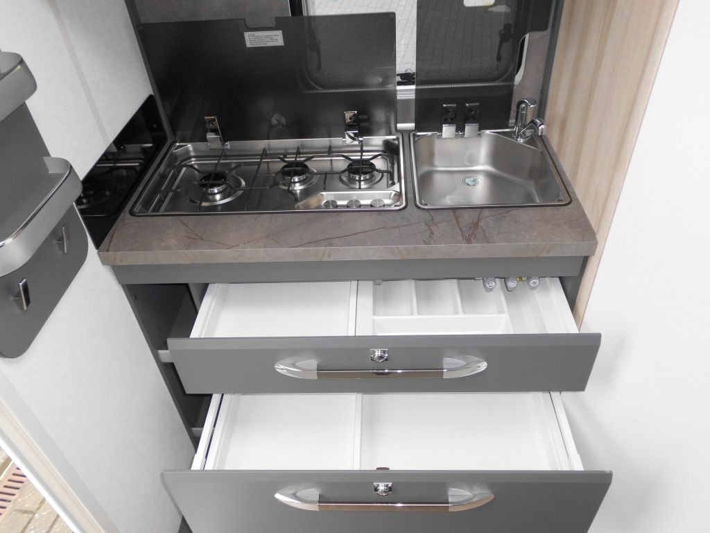 New Caravan Hobby De Luxe 460 SFf 2025 AUTARK FBH 1500kg. +++ Hobby De Luxe 460 SFf mit Extras, Lagerabverkauf: picture 10