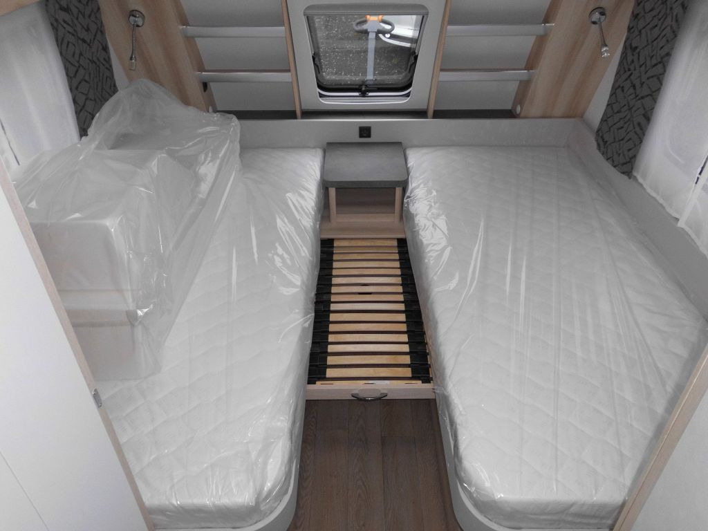 New Caravan Hobby De Luxe 515 UHL 2025 2000kg. AUTARK AMBIENTE Hobby De Luxe 515 UHL mit Extras, Lagerabverkauf!: picture 20