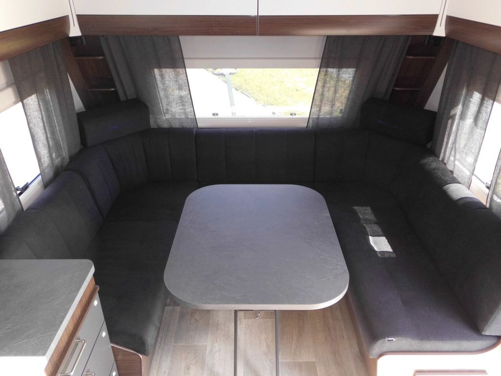 Caravan Polar 590 590 FD Limited 2x ALDE Backofen, Sound uvm..: picture 7