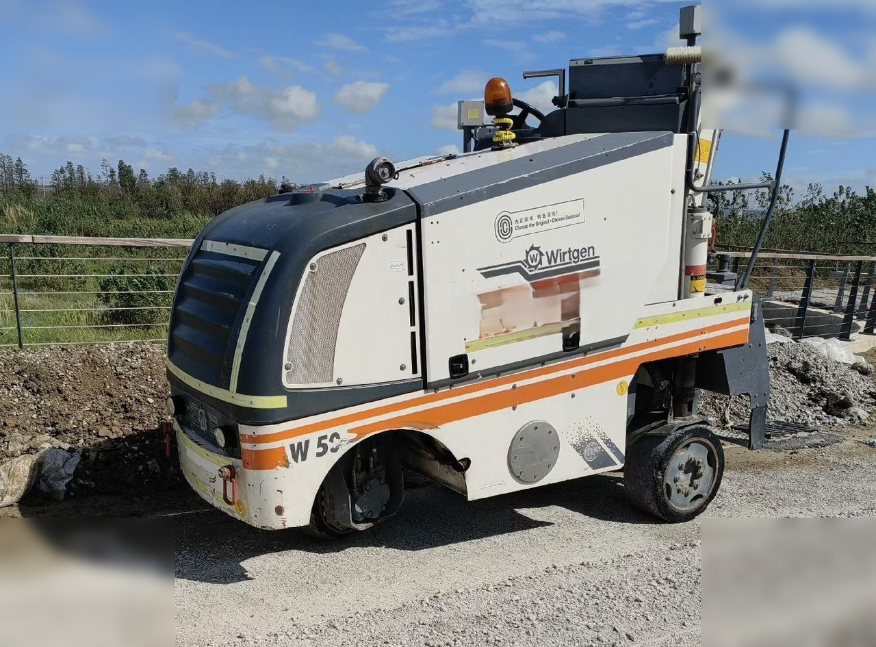 2009 WIRTGEN W50 - Cold planer: picture 1 2009 WIRTGEN W50 - Cold planer: picture 1