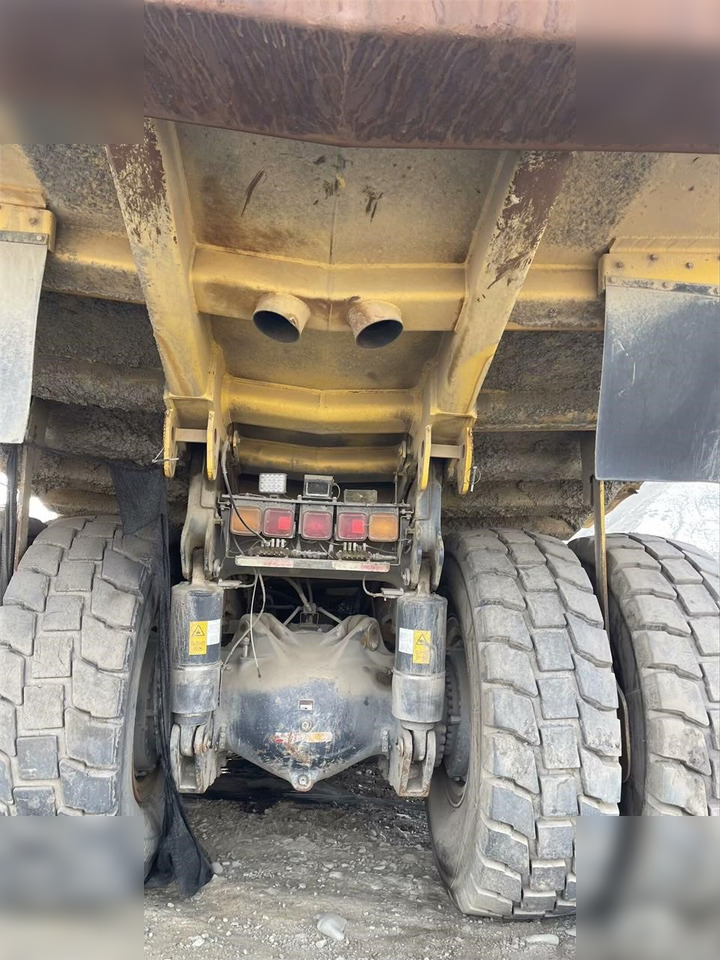 2011 KOMATSU HD465-7 - Rigid dumper/ Rock truck: picture 4 2011 KOMATSU HD465-7 - Rigid dumper/ Rock truck: picture 4