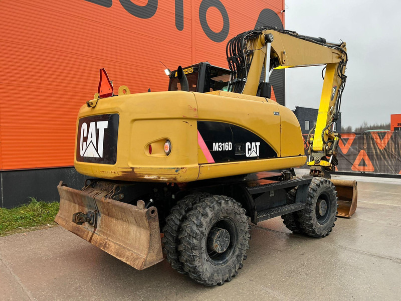 Caterpillar M316D / ROTOTILT/ AC / CENTRAL LUBRICATION / + EXTRA BUCKET - Wheel excavator: picture 5 Caterpillar M316D / ROTOTILT/ AC / CENTRAL LUBRICATION / + EXTRA BUCKET - Wheel excavator: picture 5