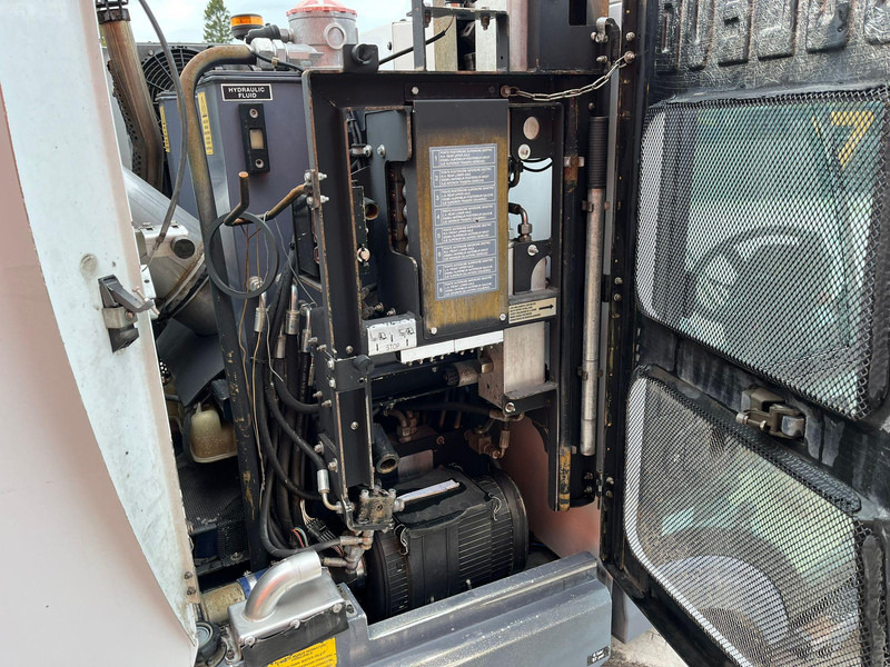 Road sweeper Dulevo 2000 SKY HYDRAULIC ISSUES !!: picture 13