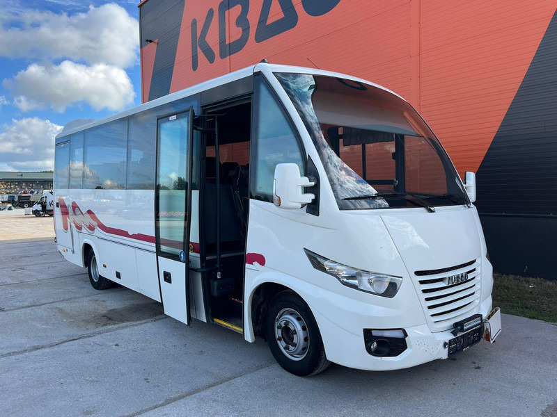 Iveco Daily Rapido 4x2 AC / WEBASTO / 30 SEATS - Minibus, Passenger van: picture 1 Iveco Daily Rapido 4x2 AC / WEBASTO / 30 SEATS - Minibus, Passenger van: picture 1