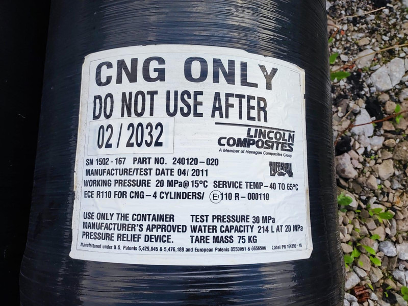 Lincoln COMPOSITES CNG GAS TANKS FOR SALE 240120-020 / 214 L / 30+ pcs. - Fuel tank: picture 4 Lincoln COMPOSITES CNG GAS TANKS FOR SALE 240120-020 / 214 L / 30+ pcs. - Fuel tank: picture 4