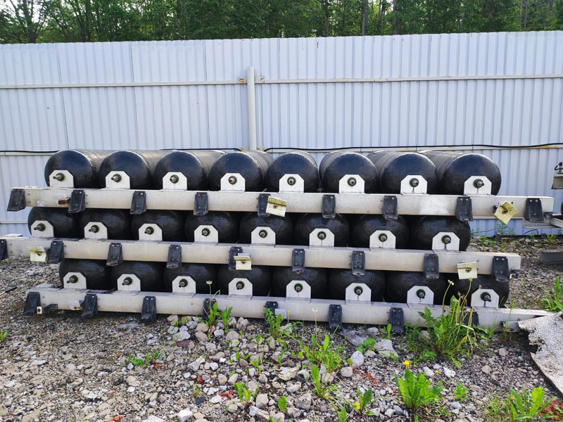 Lincoln COMPOSITES CNG GAS TANKS FOR SALE 240120-020 / 214 L / 30+ pcs. - Fuel tank: picture 2 Lincoln COMPOSITES CNG GAS TANKS FOR SALE 240120-020 / 214 L / 30+ pcs. - Fuel tank: picture 2