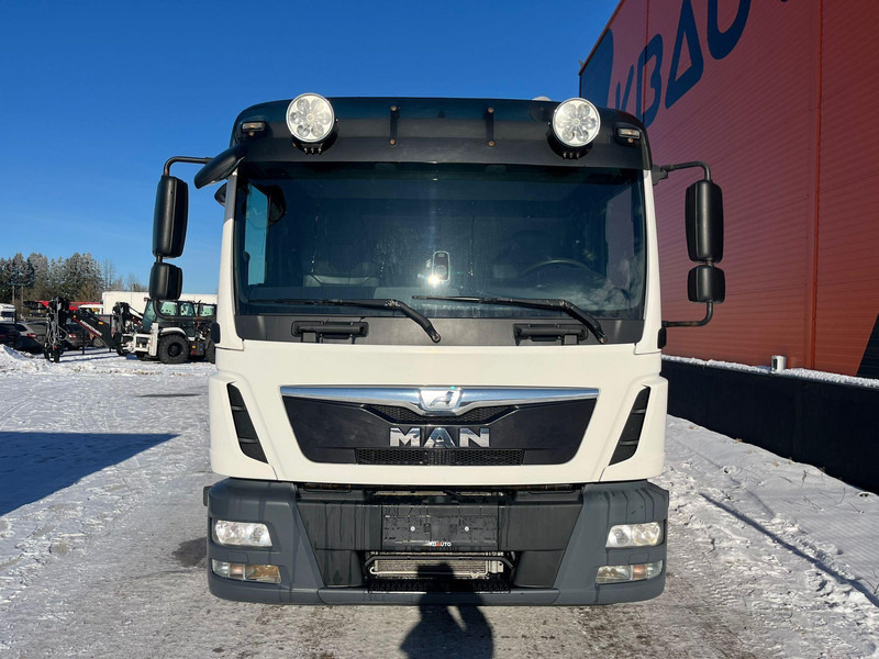 MAN TGL 8.220 4x2 HMF 340 K2 / PLATFORM L=4147 mm - Dropside/ Flatbed truck, Crane truck: picture 3 MAN TGL 8.220 4x2 HMF 340 K2 / PLATFORM L=4147 mm - Dropside/ Flatbed truck, Crane truck: picture 3