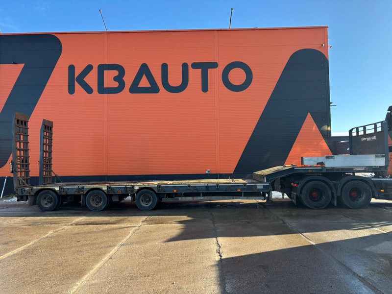 MCCAULEY S3-44 PLATFORM L=9031 mm - Low loader semi-trailer: picture 3 MCCAULEY S3-44 PLATFORM L=9031 mm - Low loader semi-trailer: picture 3