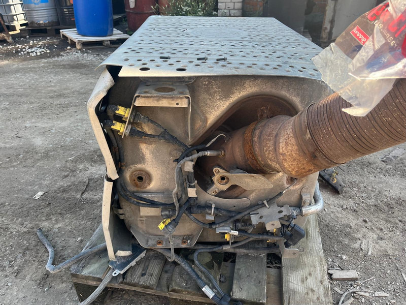 Mercedes-Benz ACTROS MP4 KATALYSATOR A0054900712 - Catalytic converter for Truck: picture 4 Mercedes-Benz ACTROS MP4 KATALYSATOR A0054900712 - Catalytic converter for Truck: picture 4
