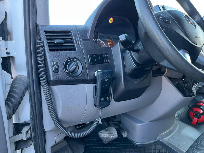 Minibus, Passenger van Mercedes-Benz Sprinter 516 CDI 19 + 1 SEATS / DRIVER AC: picture 13