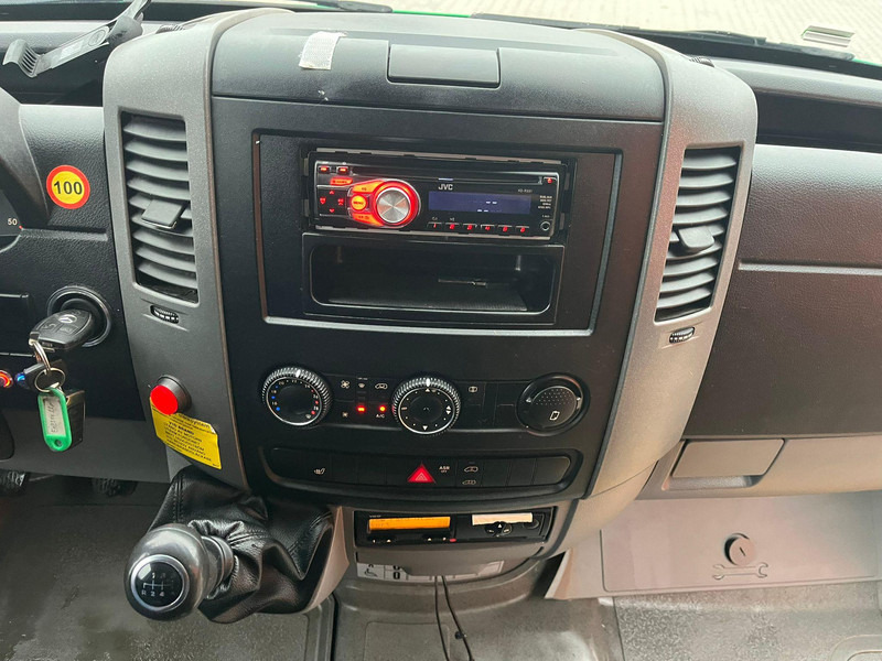 Leasing of Mercedes-Benz Sprinter 516 CDI 4x2 / AC / AUXILIARY HEATING / 22 + 1 SEATS Mercedes-Benz Sprinter 516 CDI 4x2 / AC / AUXILIARY HEATING / 22 + 1 SEATS: picture 13 Leasing of Mercedes-Benz Sprinter 516 CDI 4x2 / AC / AUXILIARY HEATING / 22 + 1 SEATS Mercedes-Benz Sprinter 516 CDI 4x2 / AC / AUXILIARY HEATING / 22 + 1 SEATS: picture 13