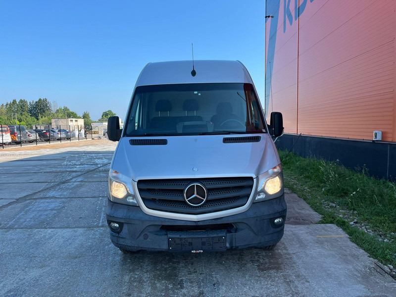 Mercedes-Benz Sprinter 519 CDI - Panel van: picture 3 Mercedes-Benz Sprinter 519 CDI - Panel van: picture 3