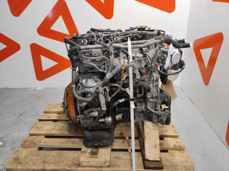 Nissan NT 400 CABSTAR ENGINE YD25DDTI / LOW MILEAGE 25704 km - Engine for Truck: picture 3 Nissan NT 400 CABSTAR ENGINE YD25DDTI / LOW MILEAGE 25704 km - Engine for Truck: picture 3