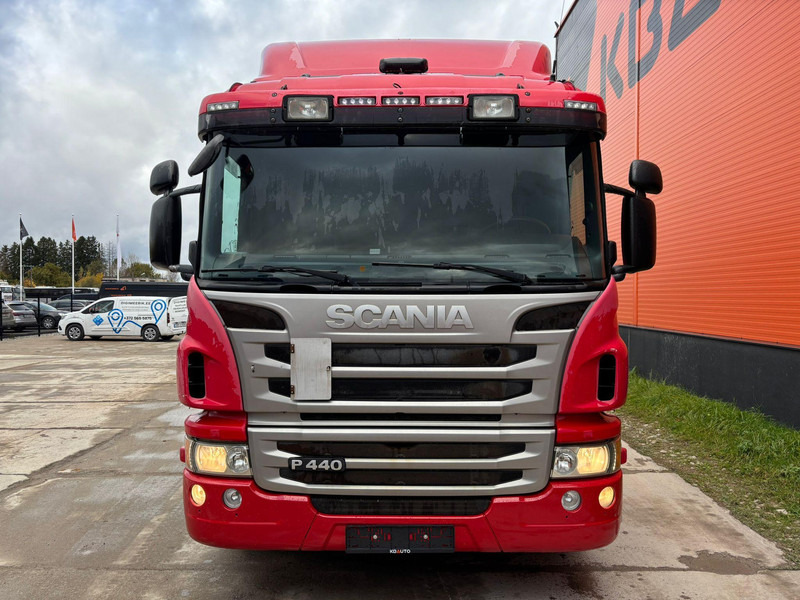 Scania P 440 6x2 FOR SALE AS CHASSIS / RETARDER / CHASSIS L=7741 mm - Cab chassis truck: picture 3 Scania P 440 6x2 FOR SALE AS CHASSIS / RETARDER / CHASSIS L=7741 mm - Cab chassis truck: picture 3