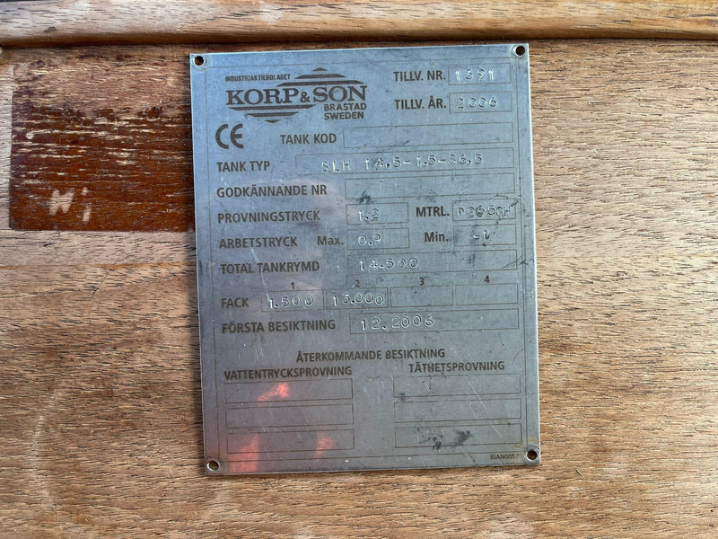 Vacuum truck Scania R 124 6x2*4 TANK 1500 I + 13000 l / VACUUM Moro PM200 year 2015 / PRESSURE Pratissoli 500 bar / 200 l/min: picture 14