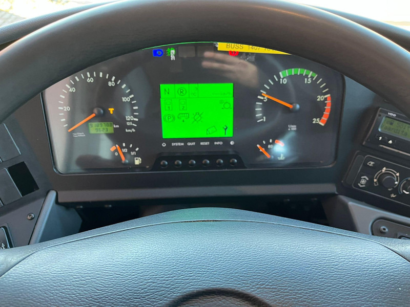 Suburban bus Setra S 417 UL 6x2*4 57 SEATS / AC / AUXILIARY HEATER / WHEELCHAIR LIFT: picture 12