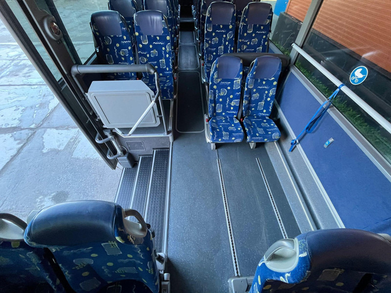 Suburban bus Setra S 417 UL 6x2*4 57 SEATS / AC / AUXILIARY HEATER / WHEELCHAIR LIFT: picture 16