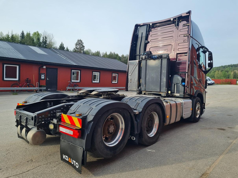 Volvo FH 540 6x4 GCW 100 ton / GLOBE XL / HYDRAULICS / TANDEM AXLE LIFT / HUB REDUCTION - Tractor unit: picture 5 Volvo FH 540 6x4 GCW 100 ton / GLOBE XL / HYDRAULICS / TANDEM AXLE LIFT / HUB REDUCTION - Tractor unit: picture 5