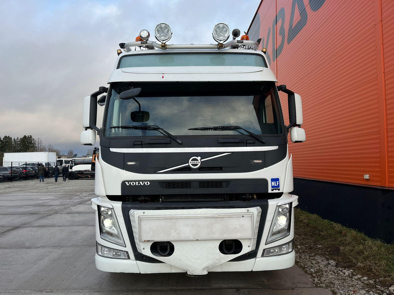 Volvo FM 500 8x2*6 COMBI / EXTENDABLE PLATFORM + TRACTOR / PK65002 + JIB + WINCH / PLATFORM L=6498 mm - Tractor unit: picture 3 Volvo FM 500 8x2*6 COMBI / EXTENDABLE PLATFORM + TRACTOR / PK65002 + JIB + WINCH / PLATFORM L=6498 mm - Tractor unit: picture 3