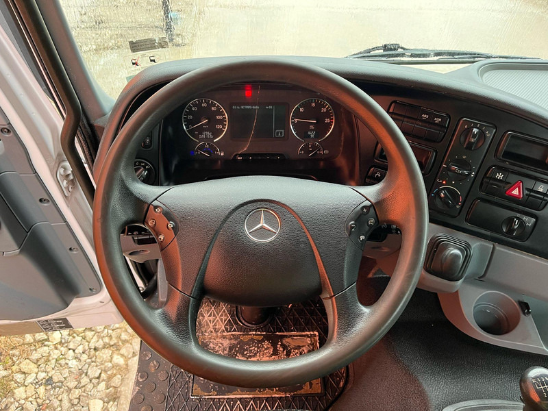 Truck, Crane truck Mercedes-Benz Actros 2636 6x4 Esslift 1000 / lifting cylinders missing !: picture 15 Truck, Crane truck Mercedes-Benz Actros 2636 6x4 Esslift 1000 / lifting cylinders missing !: picture 15