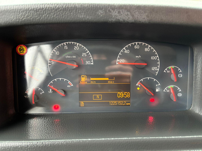 Suburban bus Volvo B7RLE 8900 4x2 48 SEATS / AC / AUXILIARY HEATER: picture 11