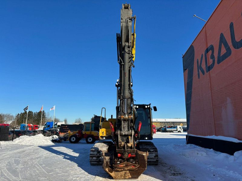 Volvo EC 240 BNLC 3 BUCKETS / ROTOTILT / CENTRAL LUBRICATION / AC / WEBASTO - Crawler excavator: picture 2 Volvo EC 240 BNLC 3 BUCKETS / ROTOTILT / CENTRAL LUBRICATION / AC / WEBASTO - Crawler excavator: picture 2
