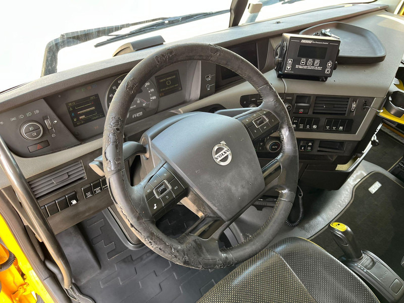 Leasing of Volvo FH 16 750 6x4 HYDRAULICS / CHASSIS L=8184 mm Volvo FH 16 750 6x4 HYDRAULICS / CHASSIS L=8184 mm: picture 15