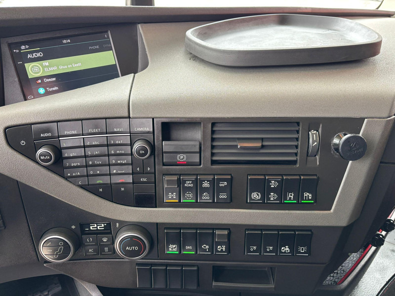 Cab chassis truck Volvo FH 500 8x4*4 FOR SALE AS CHASSIS / GCW 70 ton / PTO / CHASSIS L=6420 mm: picture 17